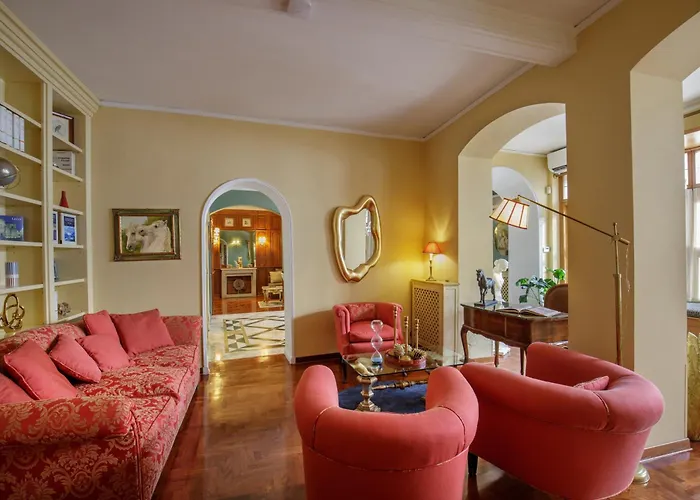 Apartment Condotti Spanish Steps Ambassador Rom